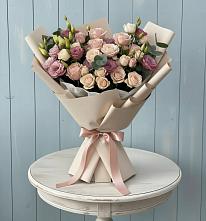 Букет цветов из:  Розы и Лизиантусы #REPLACE_PRED# Починке