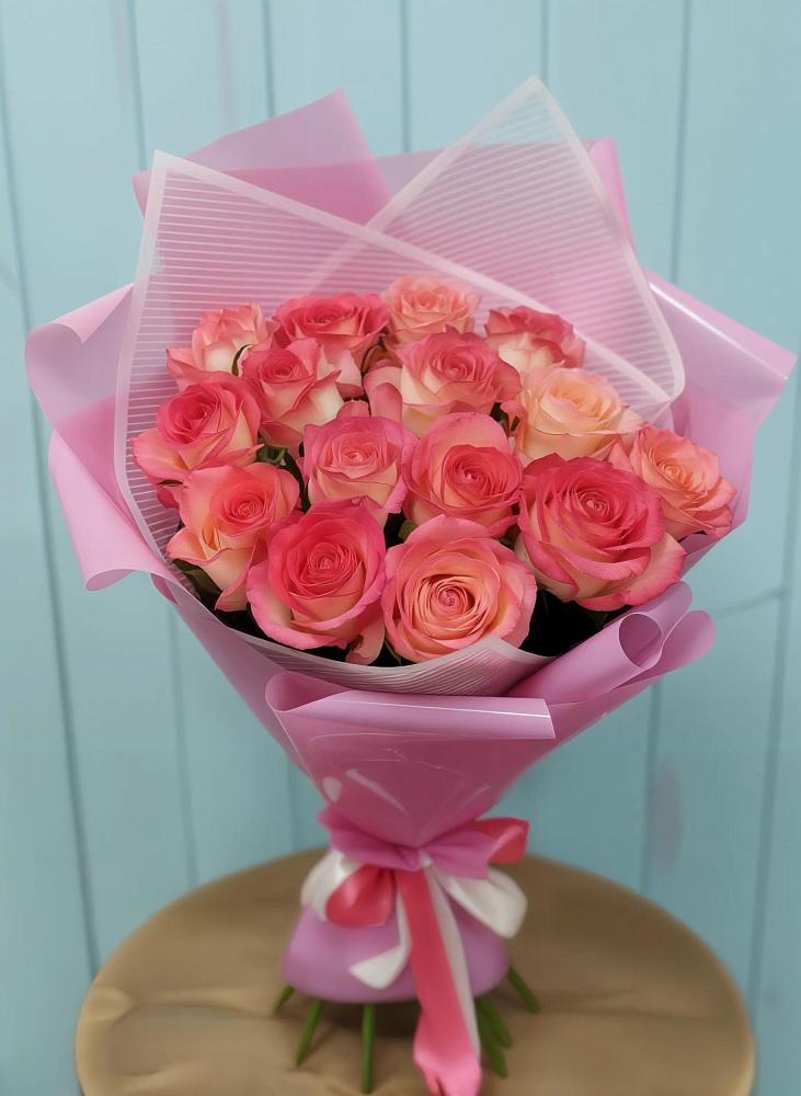 Букет 15 Розовых роз Равель в Починке