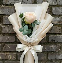 Букет цветов из:  Розы #REPLACE_PRED# Починке