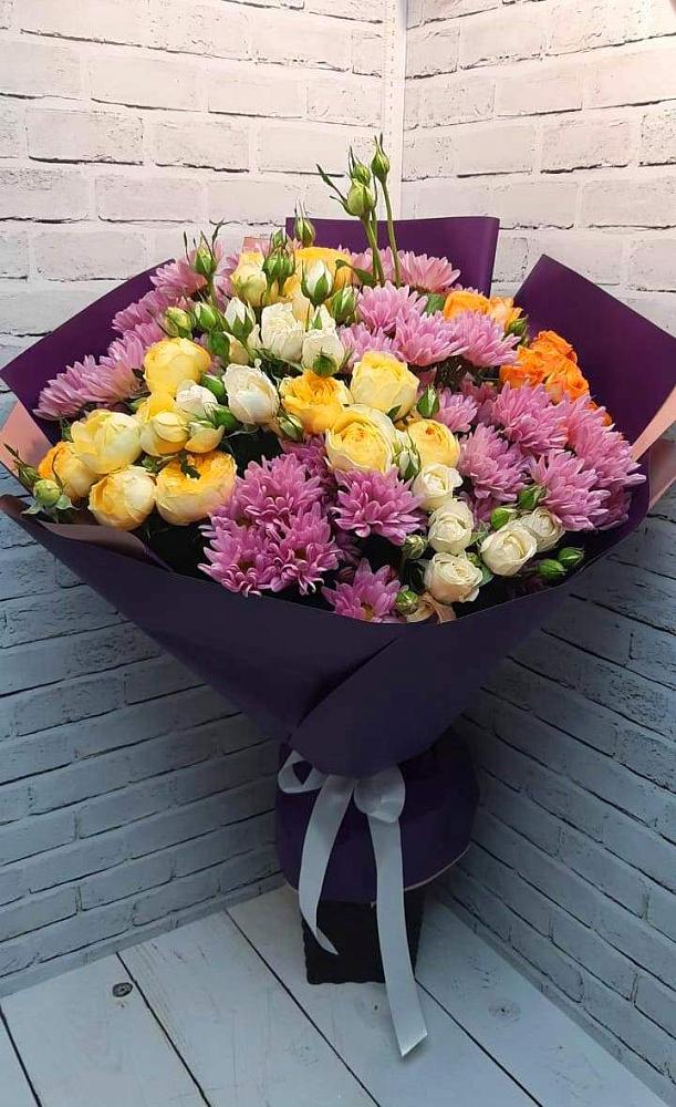 Букет цветов из: Хризантемы и Розы в Починке