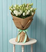 Букет цветов из:  Лизиантусы в Починке