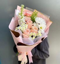 Букет цветов из:  Хризантемы и Розы в Починке