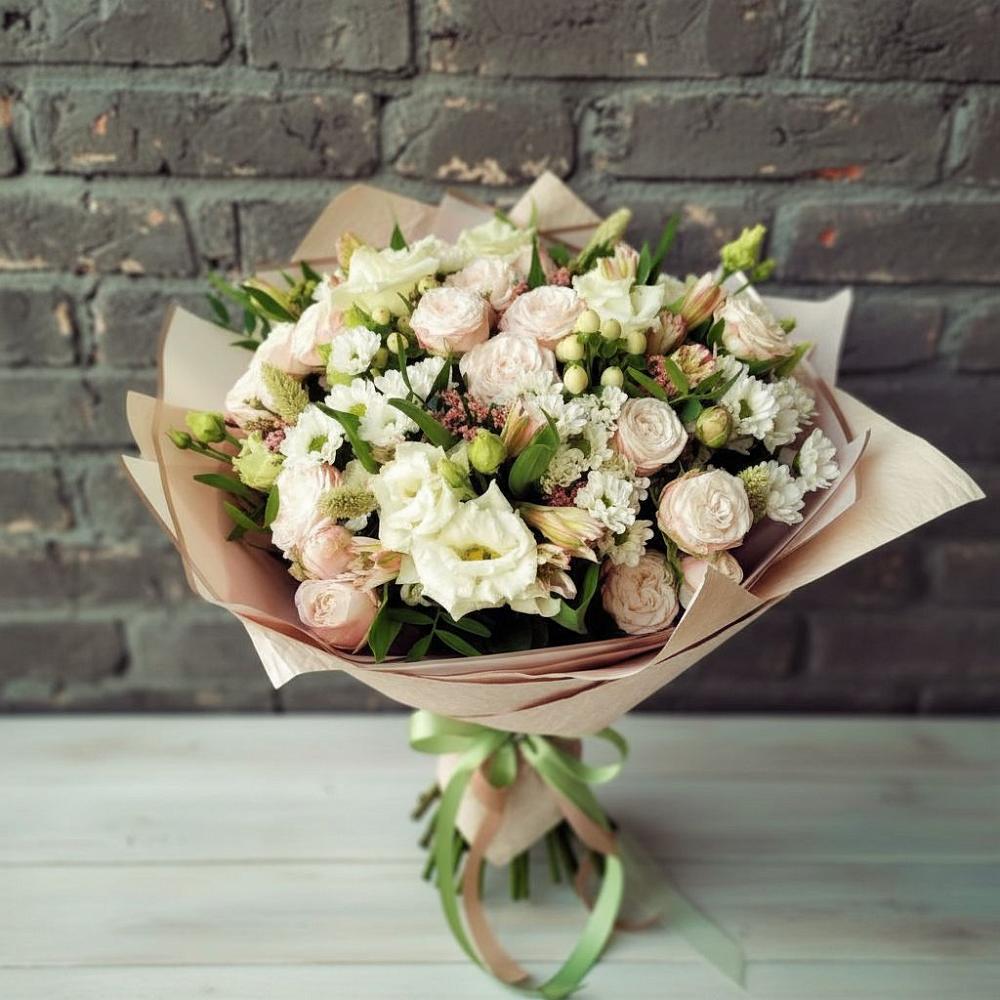 Букет цветов из: Альстромерии, Розы и Хризантемы в Починке