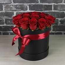 Цветочная композиция из Розы в шляпной коробке в Починке