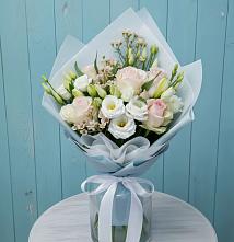 Букет цветов из:  Розы и Лизиантусы #REPLACE_PRED# Починке