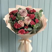 Букет цветов из:  Гвоздики и Розы в Починке
