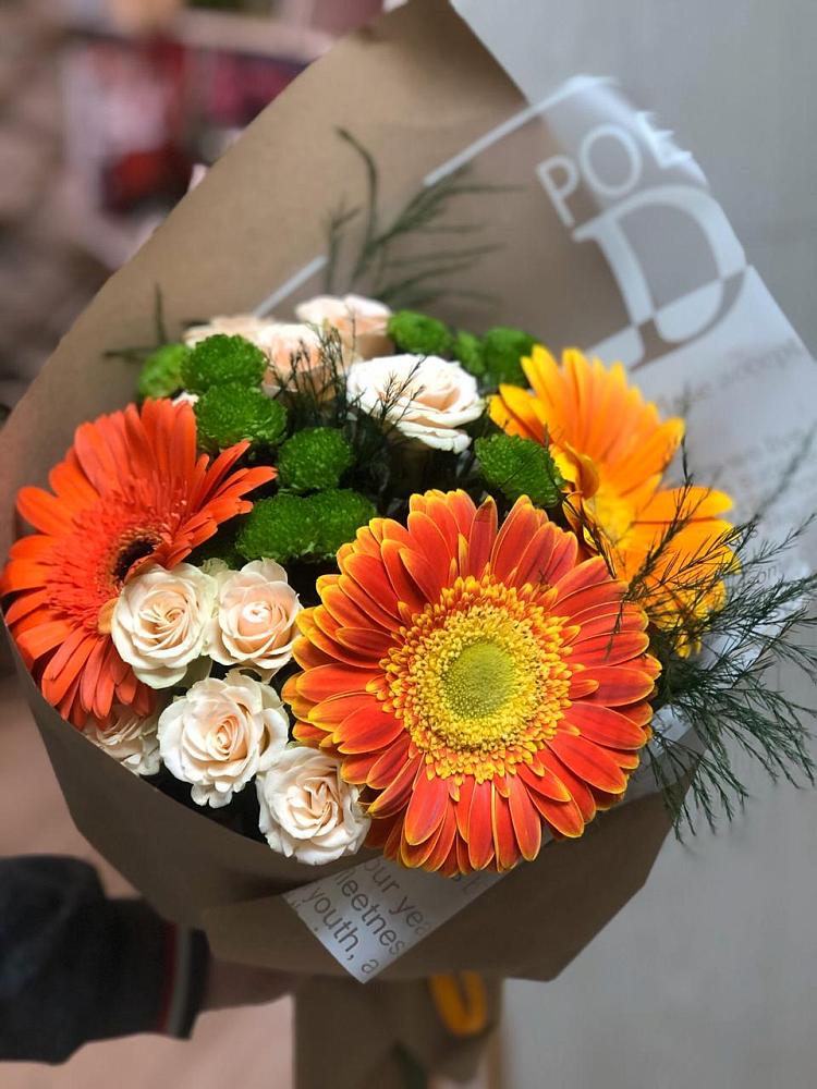 Букет цветов из: Герберы, Хризантемы и Розы в Починке