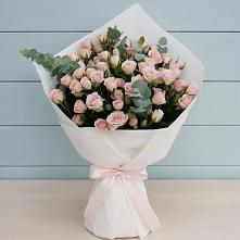 Букет цветов из:  Розы #REPLACE_PRED# Починке