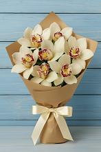 Букет цветов из:  Орхидеи и Розы в Починке